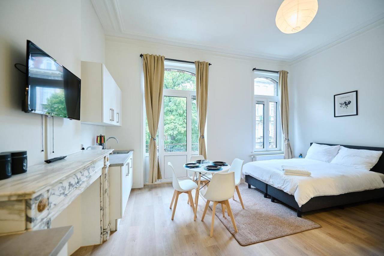 Living Home Brussel Buitenkant foto
